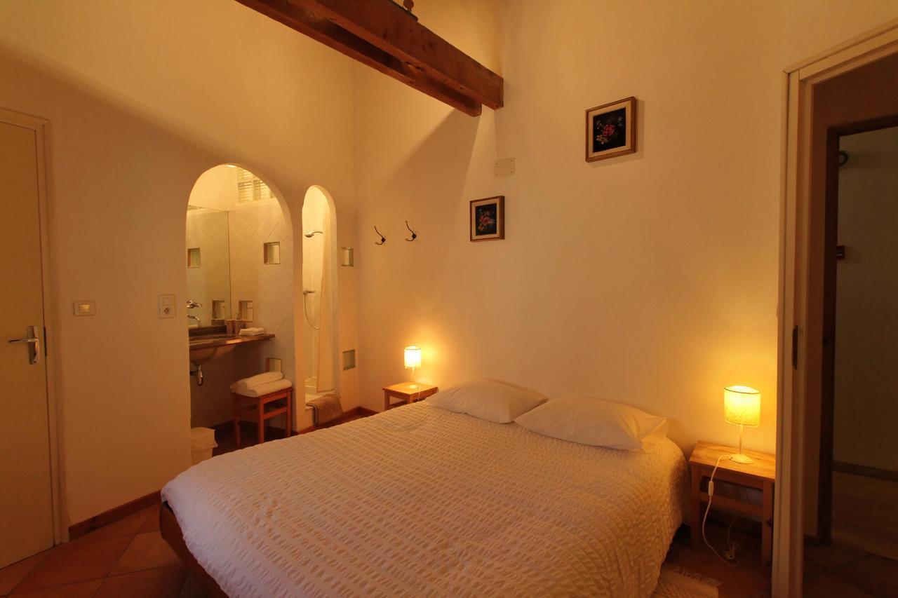 Chambre D'Hotes L'Ammonite Saint-Maurice-Navacelles Exterior photo